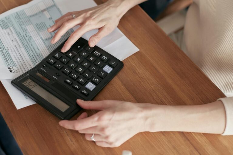 Why Your Company Needs CFO Services: A Handbook for Owners of Small Business